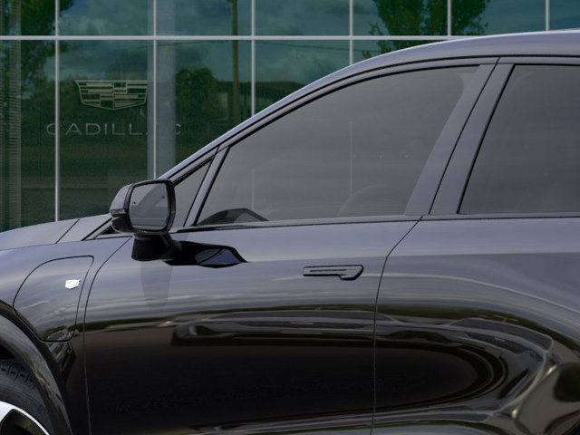 Vehicle image 12 of 24