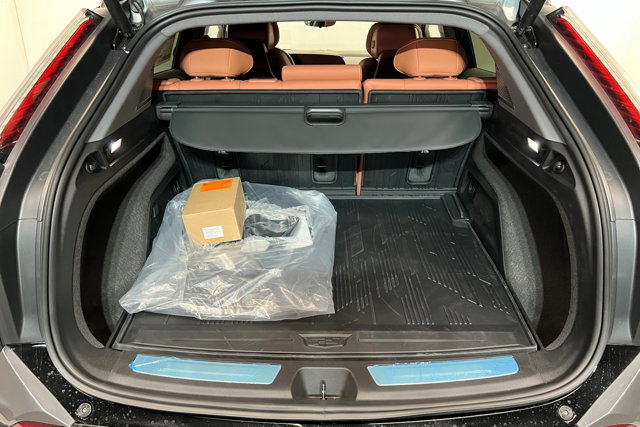 2025 Cadillac OPTIQ Sport Image 9 of 25