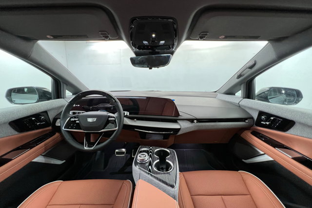 2025 Cadillac OPTIQ Sport Image 16 of 25