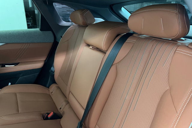 2025 Cadillac OPTIQ Sport Image 10 of 25