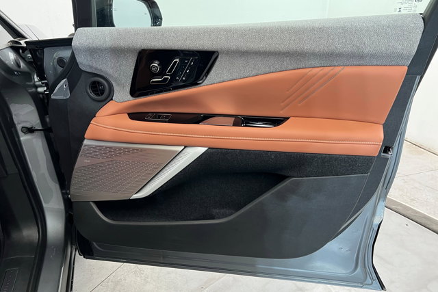 2025 Cadillac OPTIQ Sport Image 23 of 25