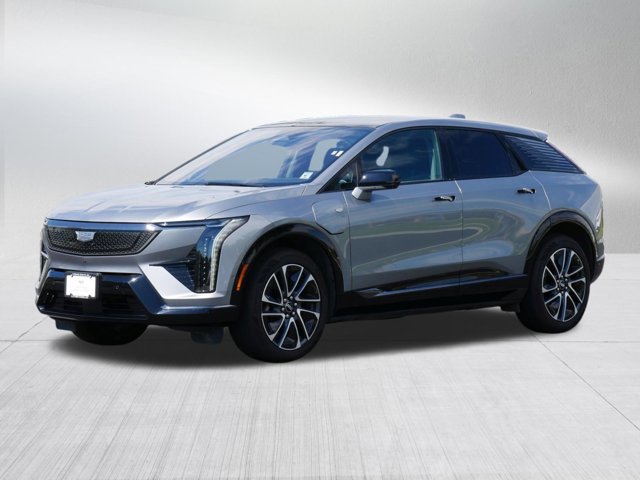 2025 Cadillac OPTIQ Sport Image 1 of 32