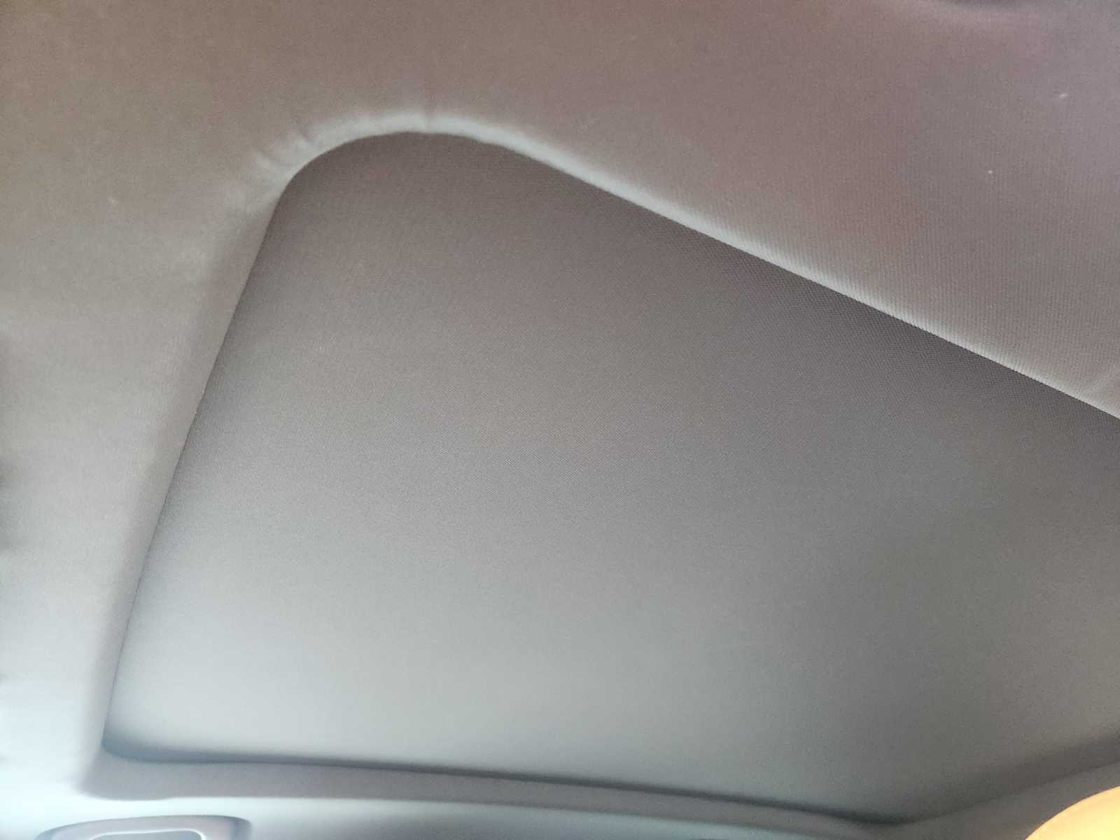 Vehicle image 20 of 23