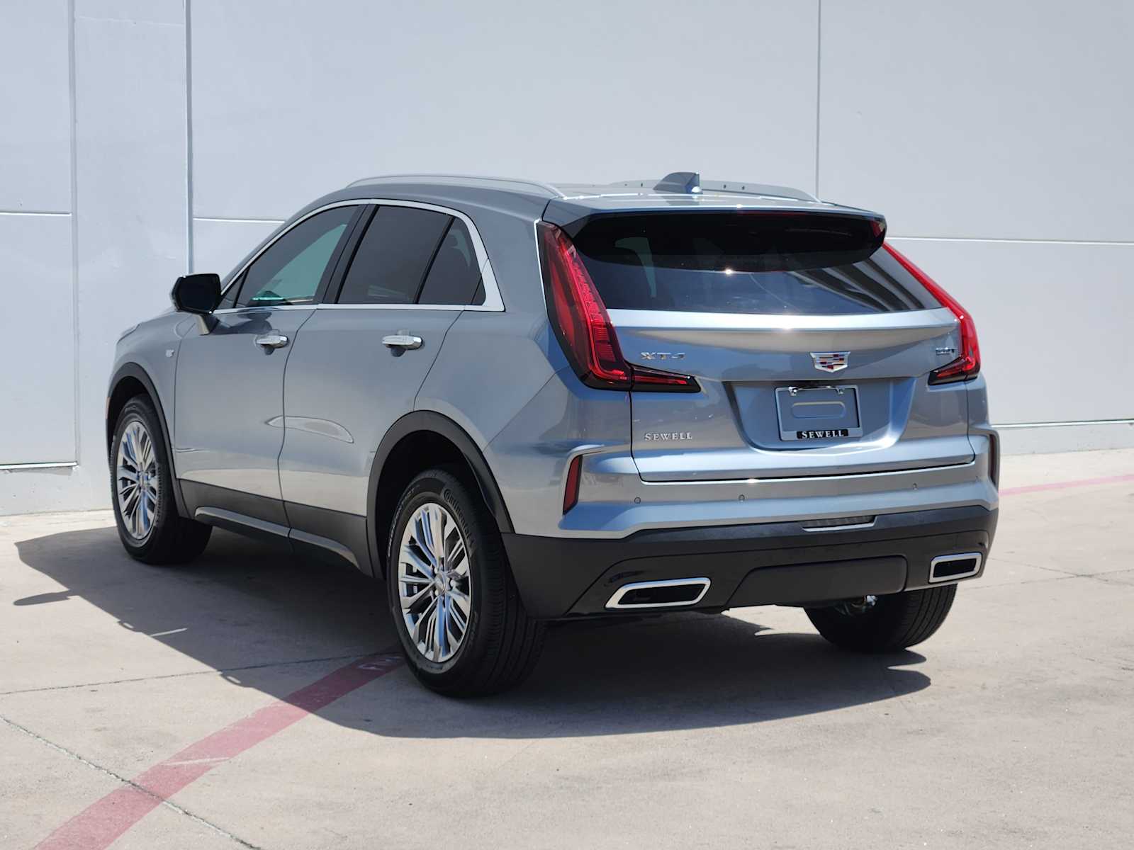 Vehicle image 4 of 23