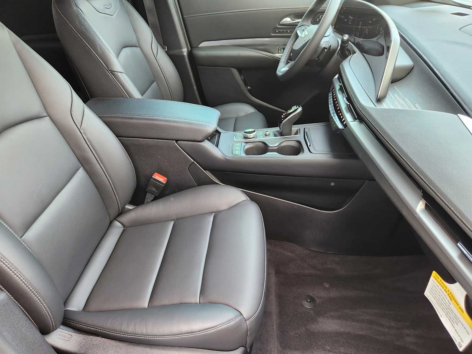 Vehicle image 10 of 23