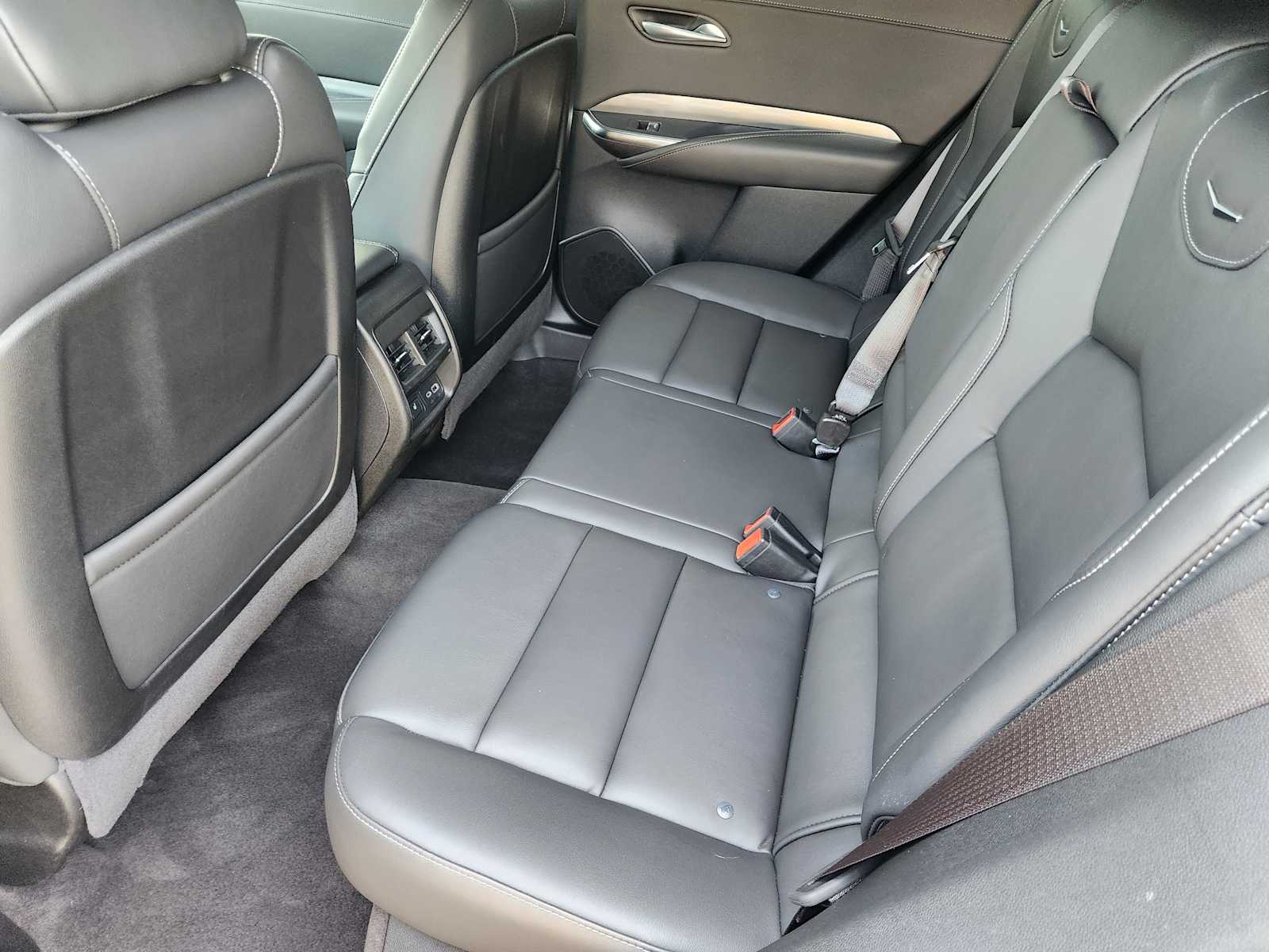 Vehicle image 9 of 23
