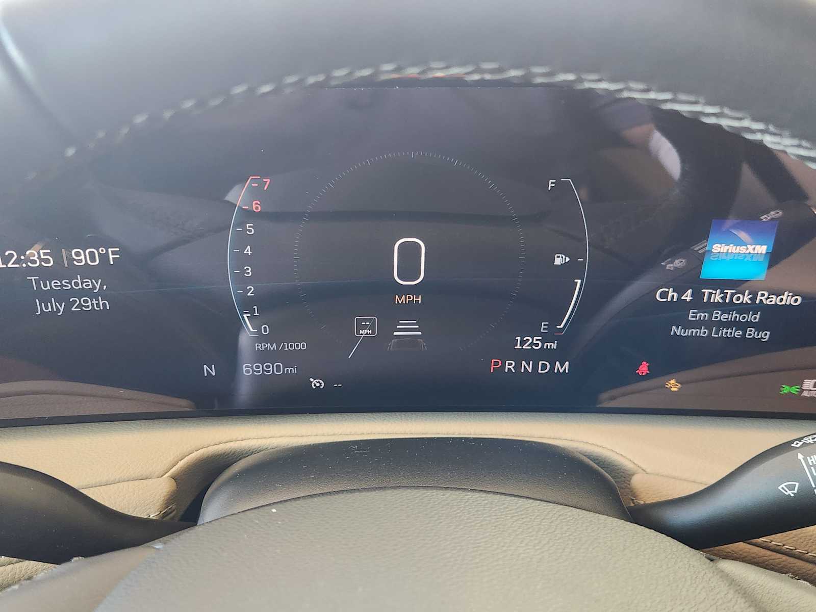 Vehicle image 11 of 22