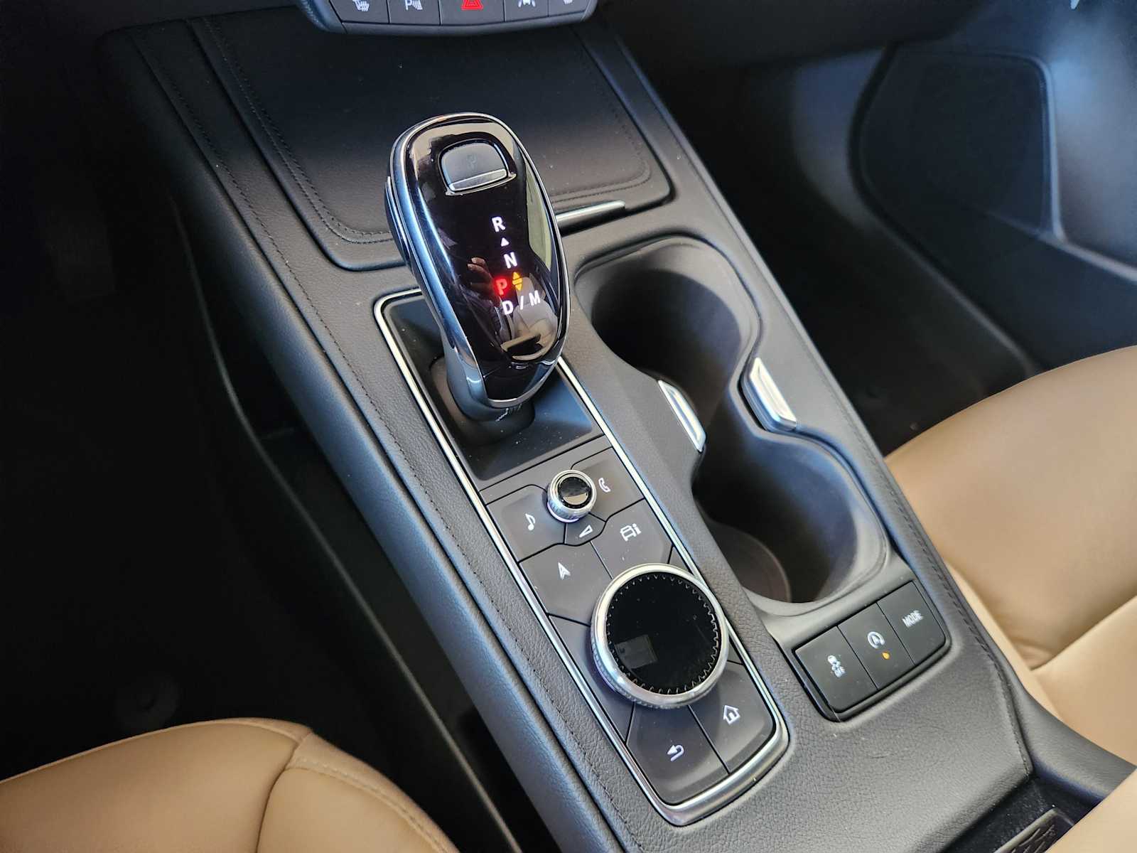 Vehicle image 13 of 22