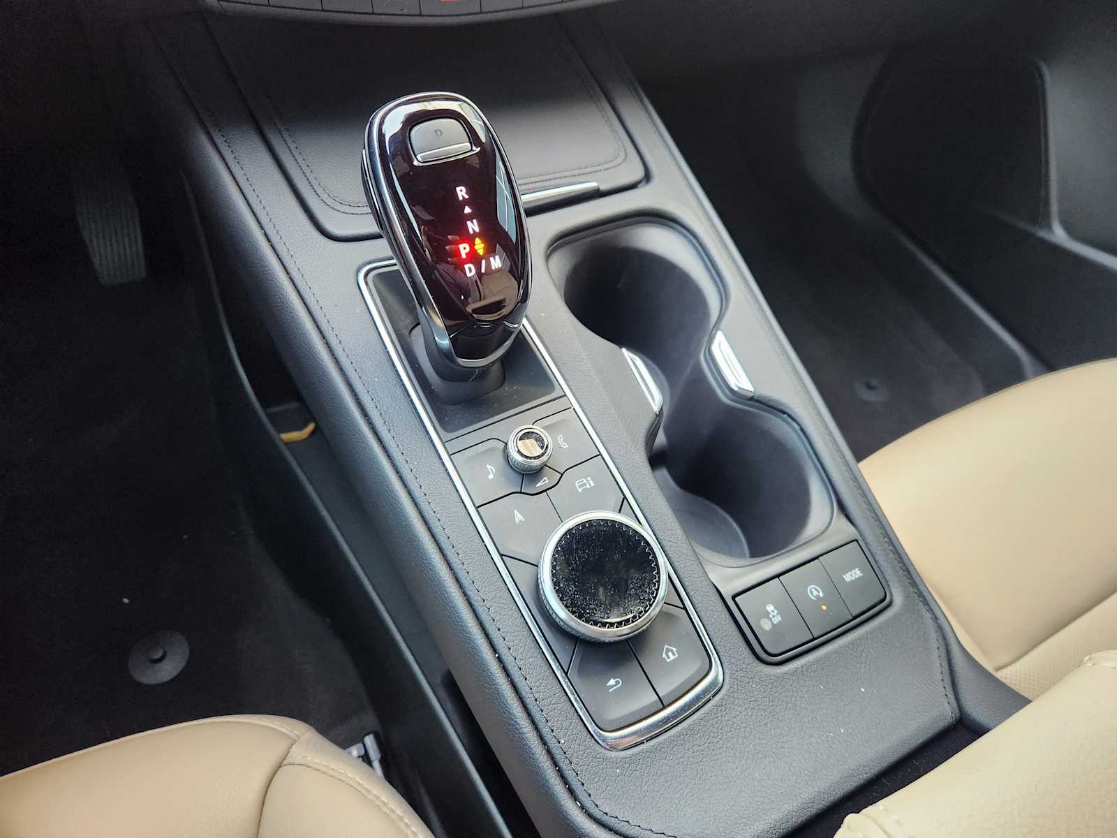 Vehicle image 16 of 23