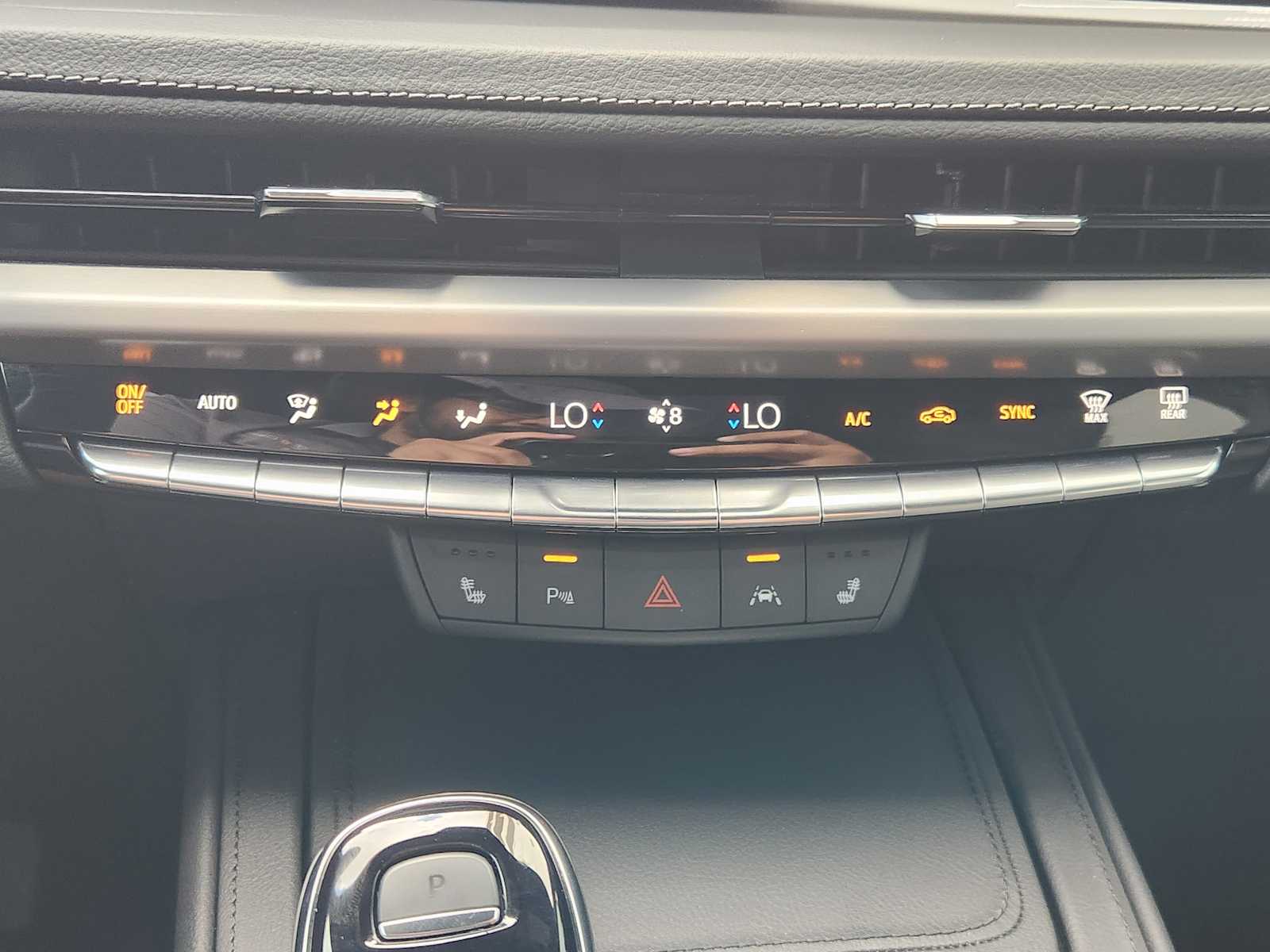 Vehicle image 18 of 22