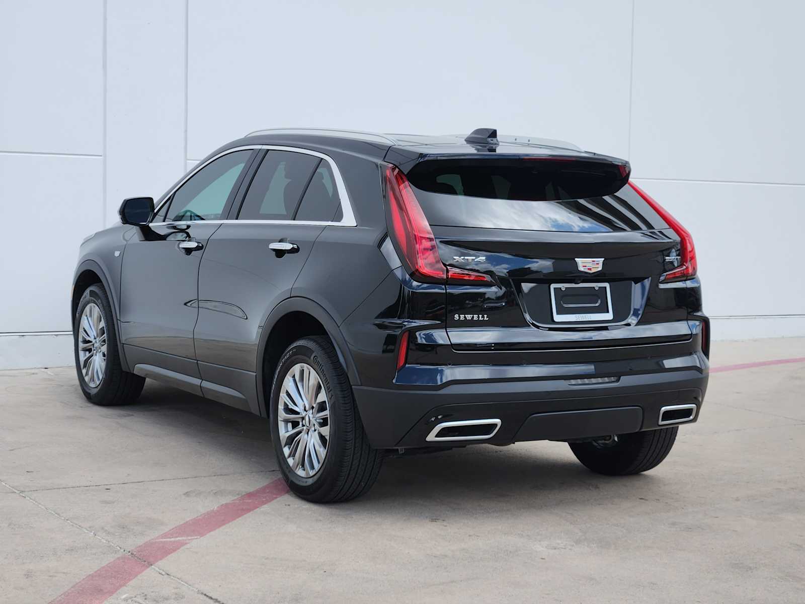Vehicle image 4 of 22