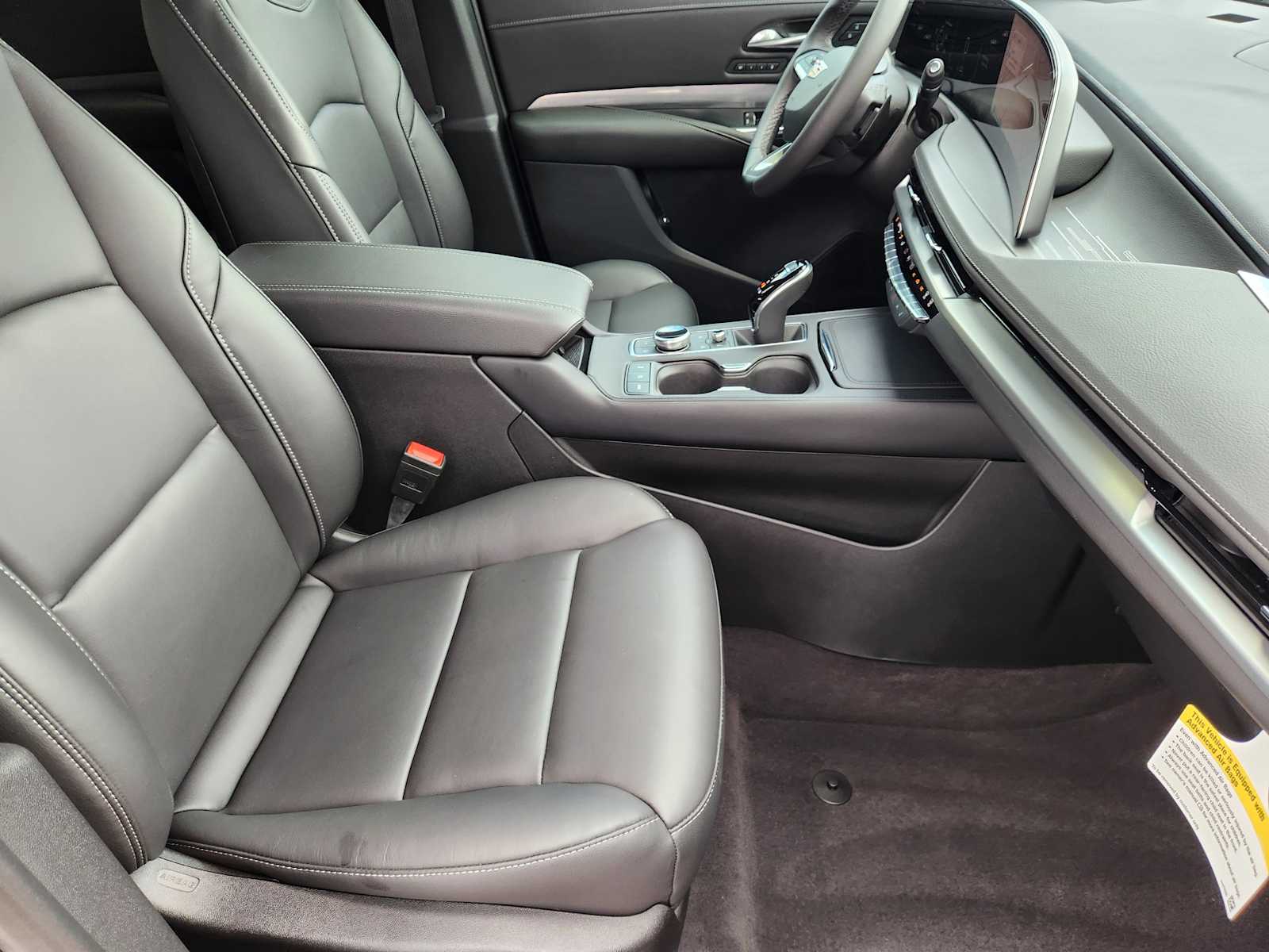 Vehicle image 9 of 22