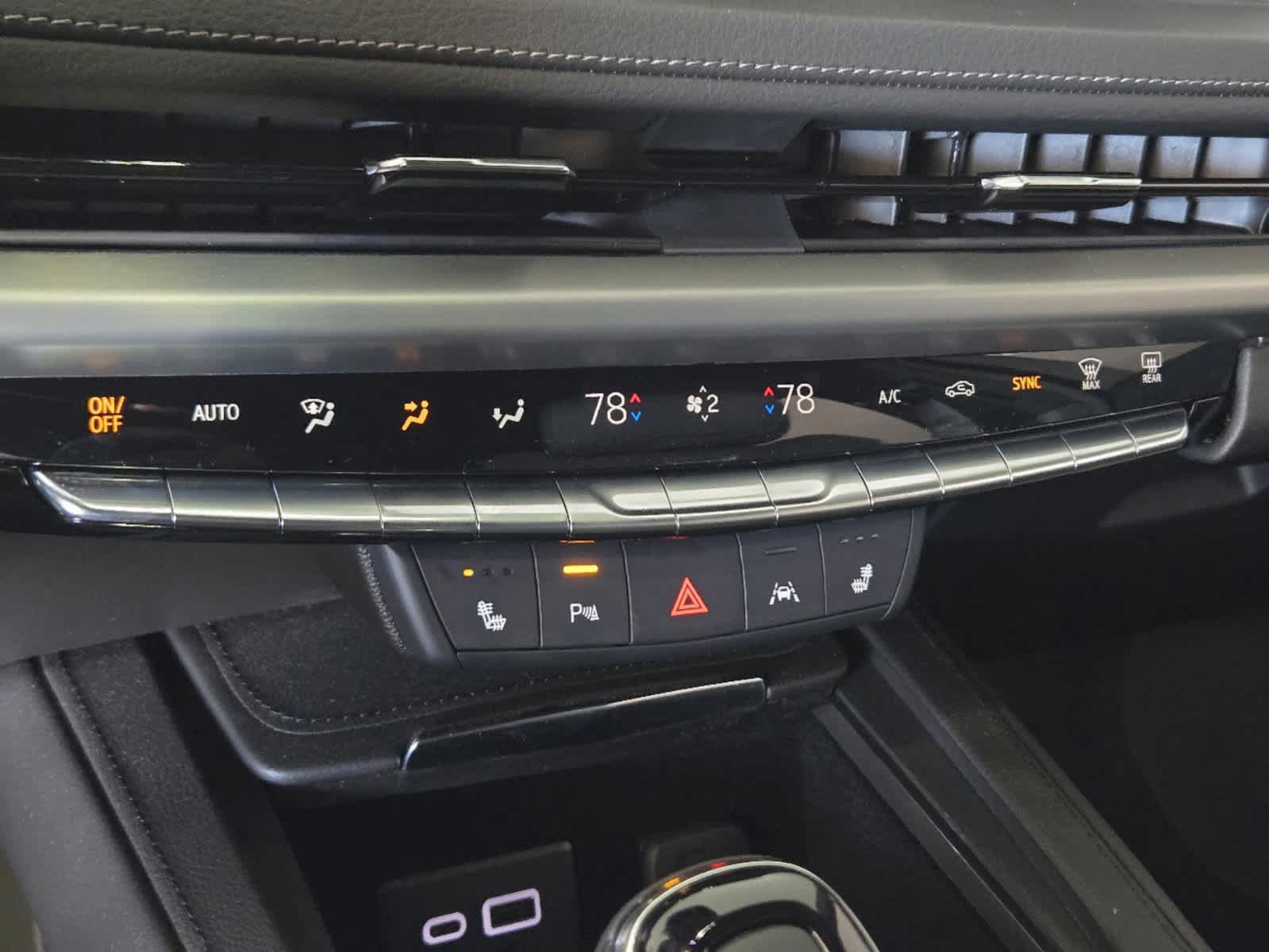 Vehicle image 13 of 20