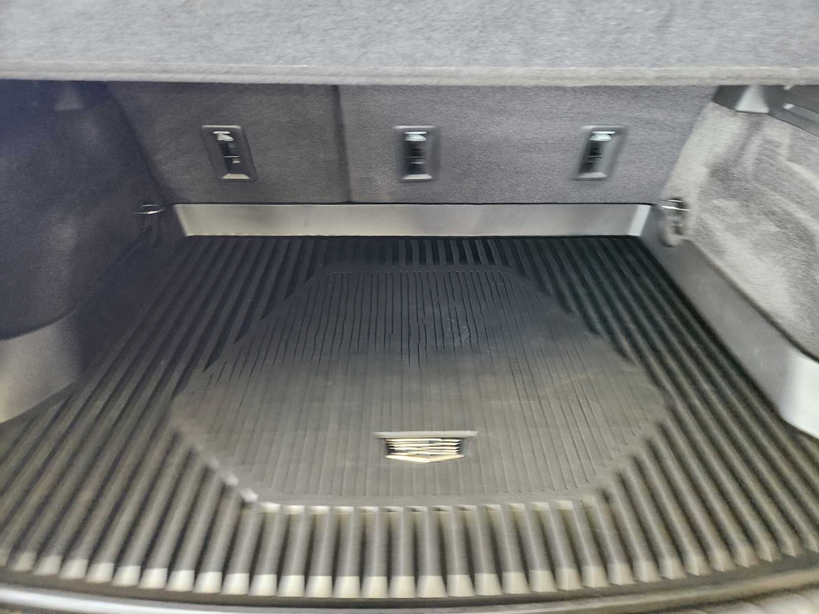 Vehicle image 8 of 22