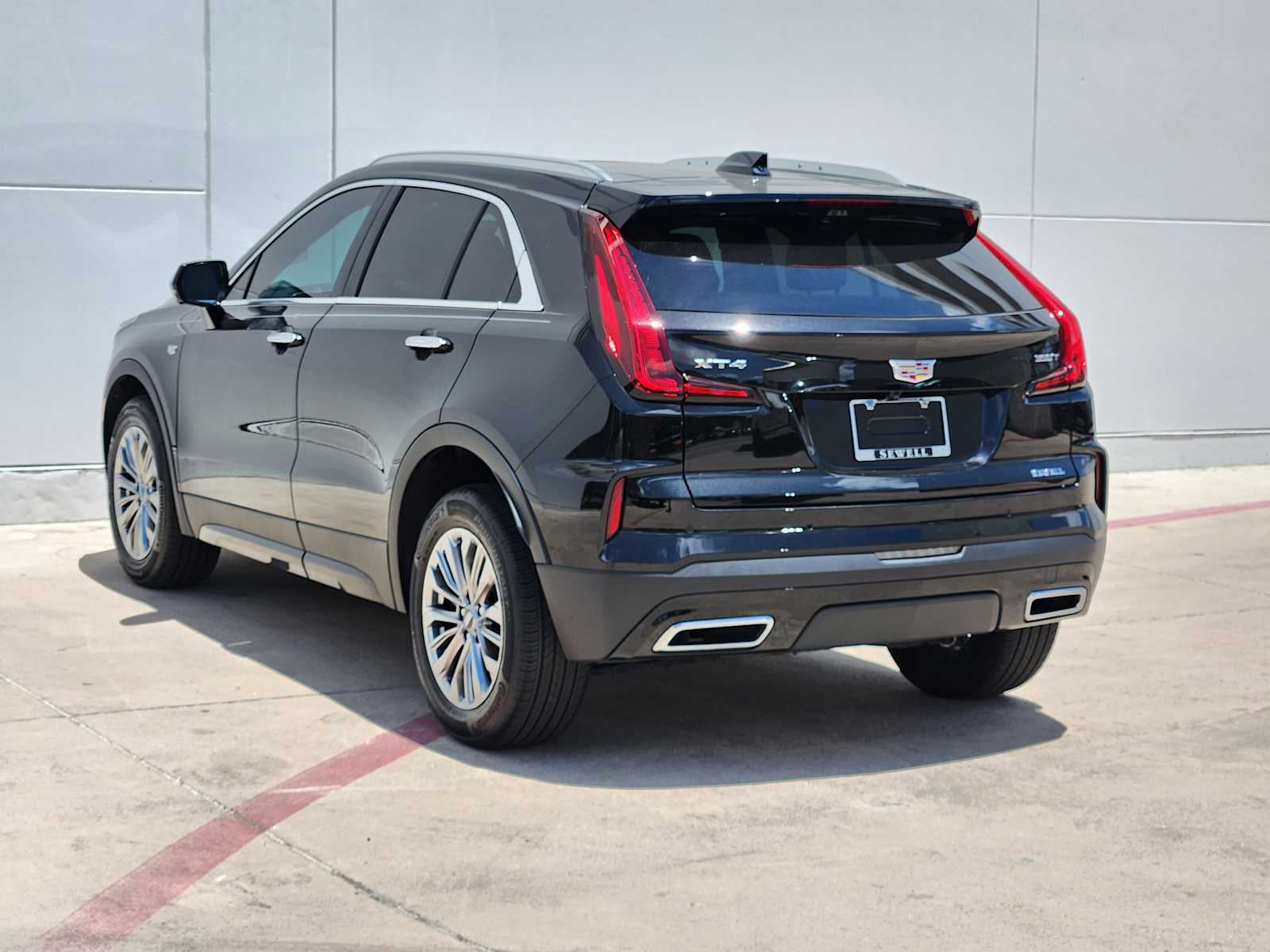 Vehicle image 4 of 22