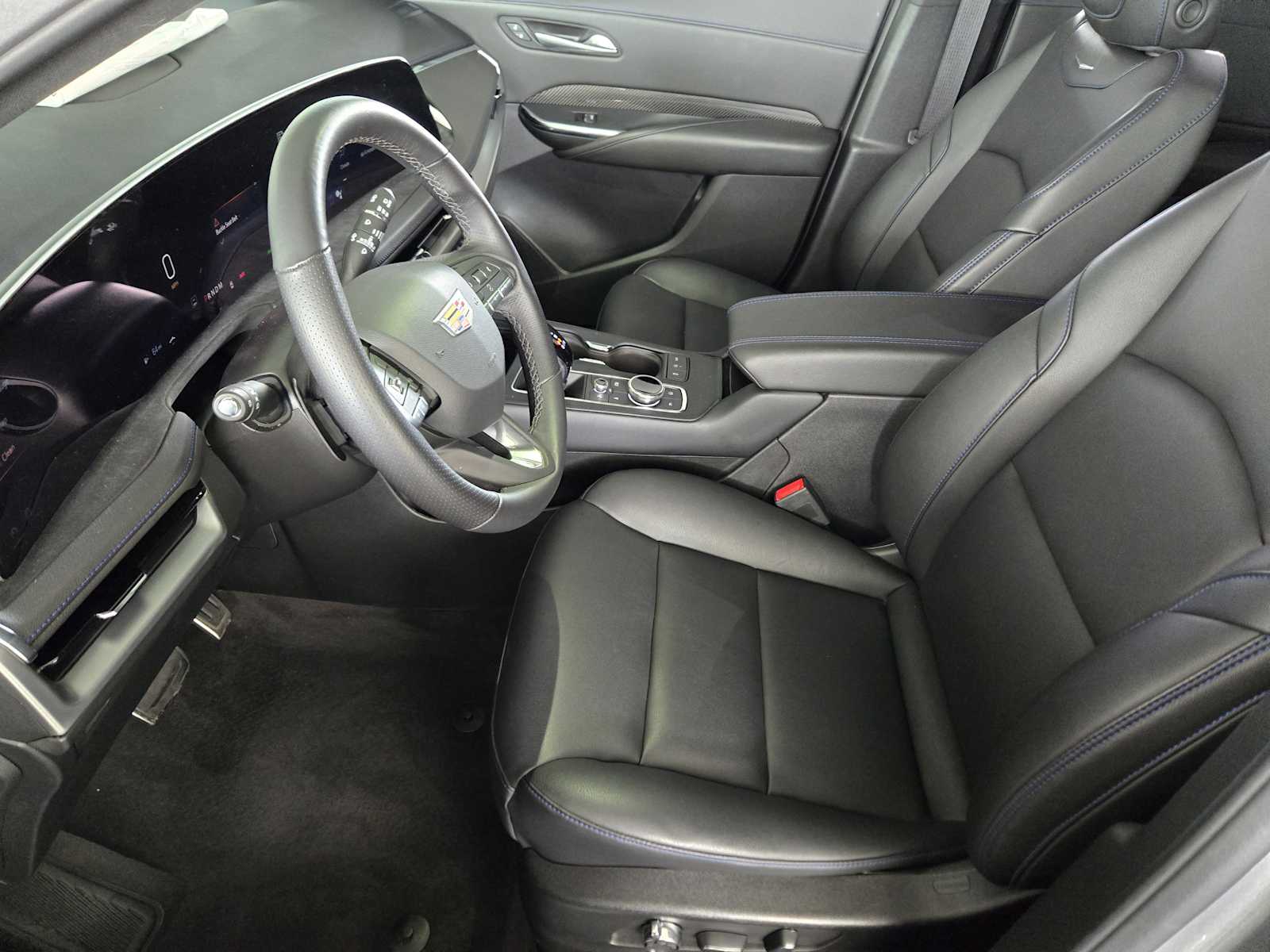 Vehicle image 12 of 21