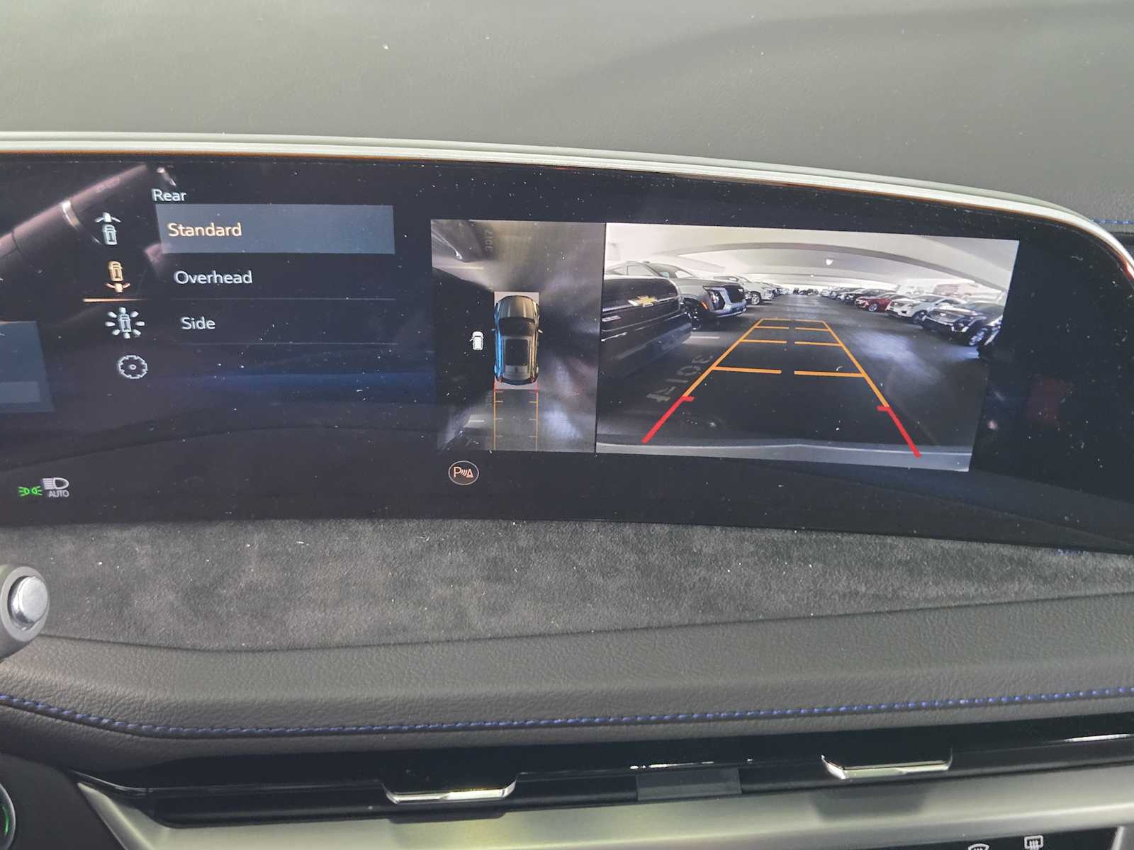 Vehicle image 20 of 21