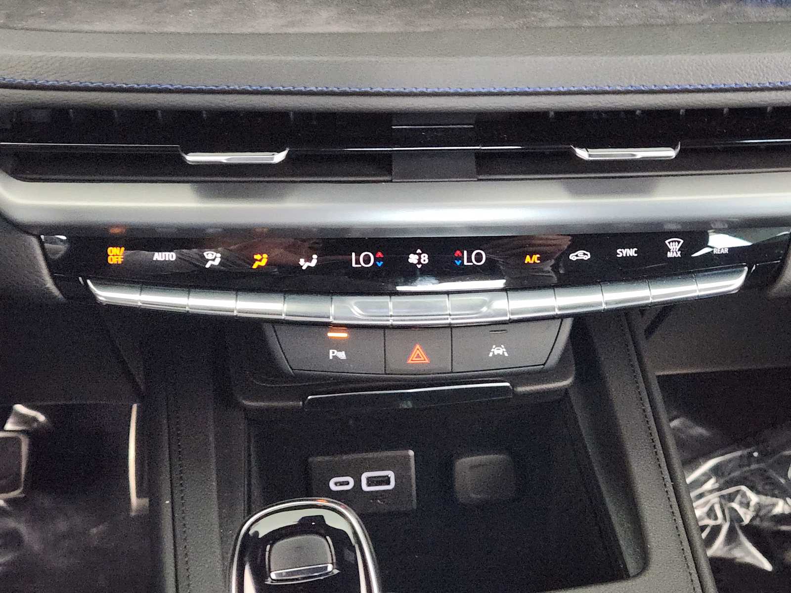 Vehicle image 20 of 24