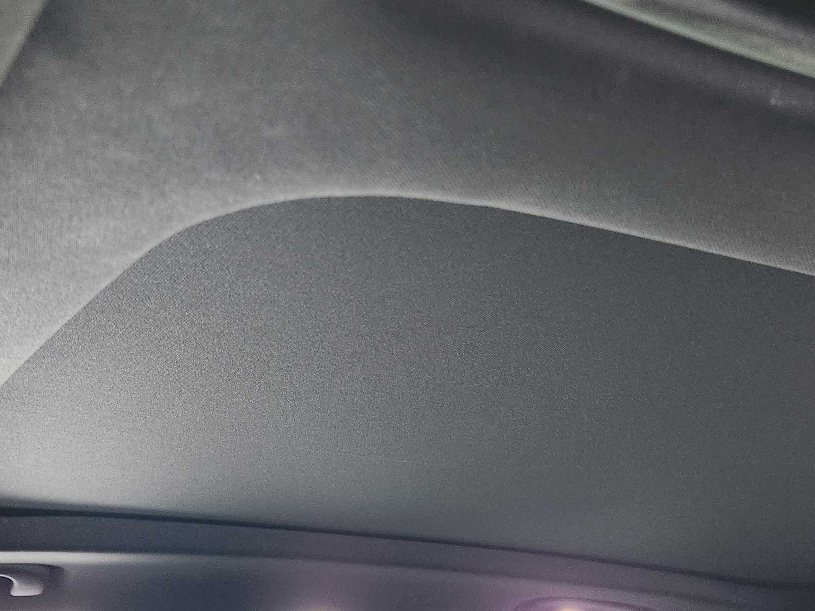 Vehicle image 19 of 24