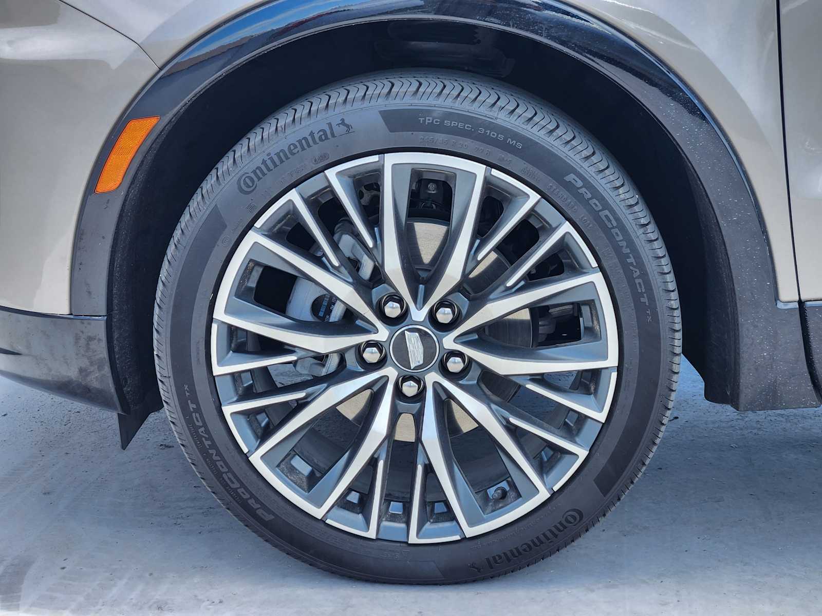 Vehicle image 6 of 24
