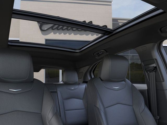 2025 Cadillac XT4 Premium Luxury Image 12 of 24