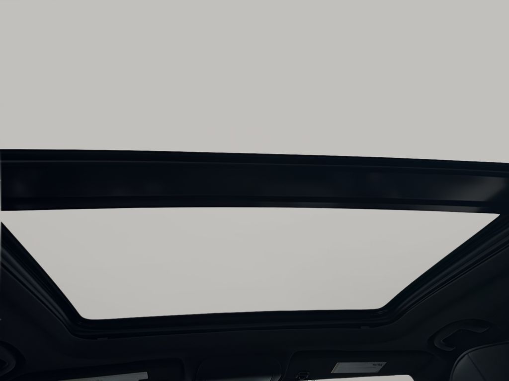 Vehicle image 37 of 38