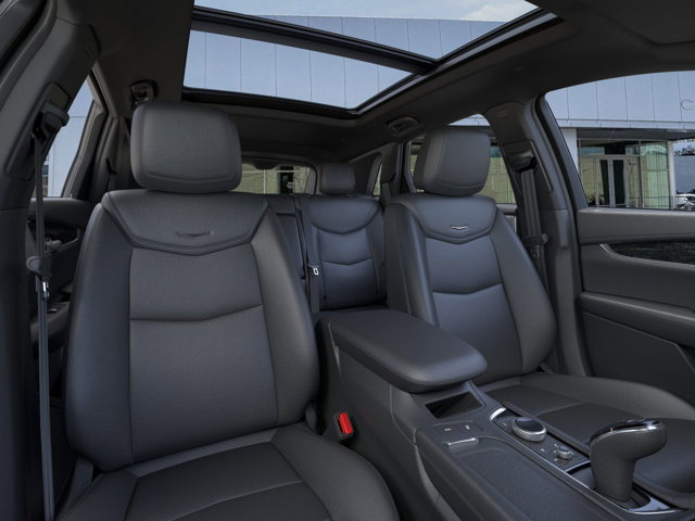 2025 Cadillac XT5 Premium Luxury Image 11 of 24