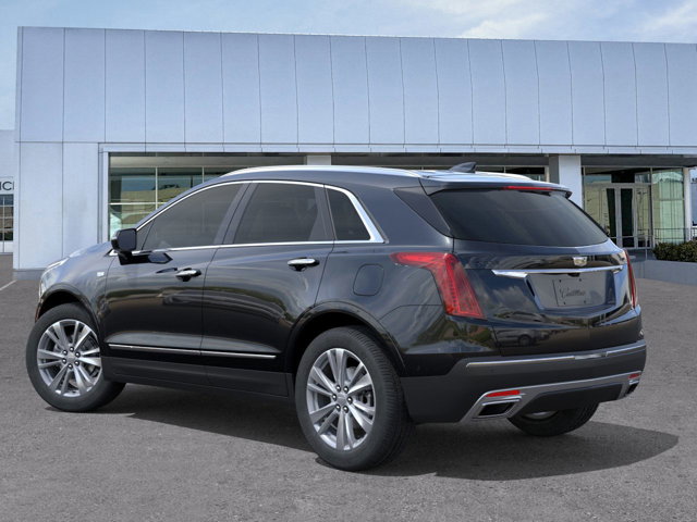 2025 Cadillac XT5 Premium Luxury Image 8 of 24