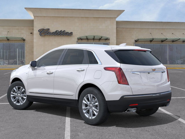 Vehicle image 8 of 24