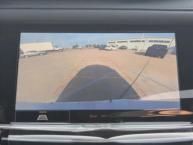 2025 Cadillac XT5 Luxury Image 12 of 17