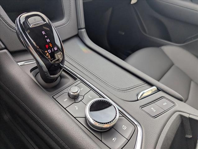 2025 Cadillac XT5 Luxury Image 14 of 17