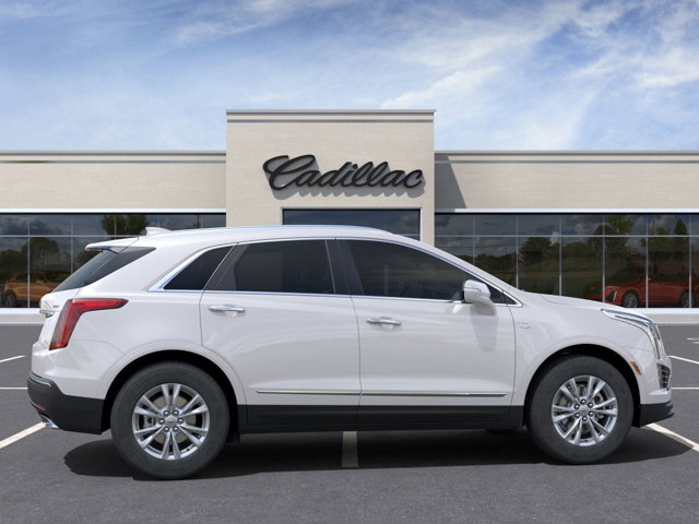 Vehicle image 4 of 24
