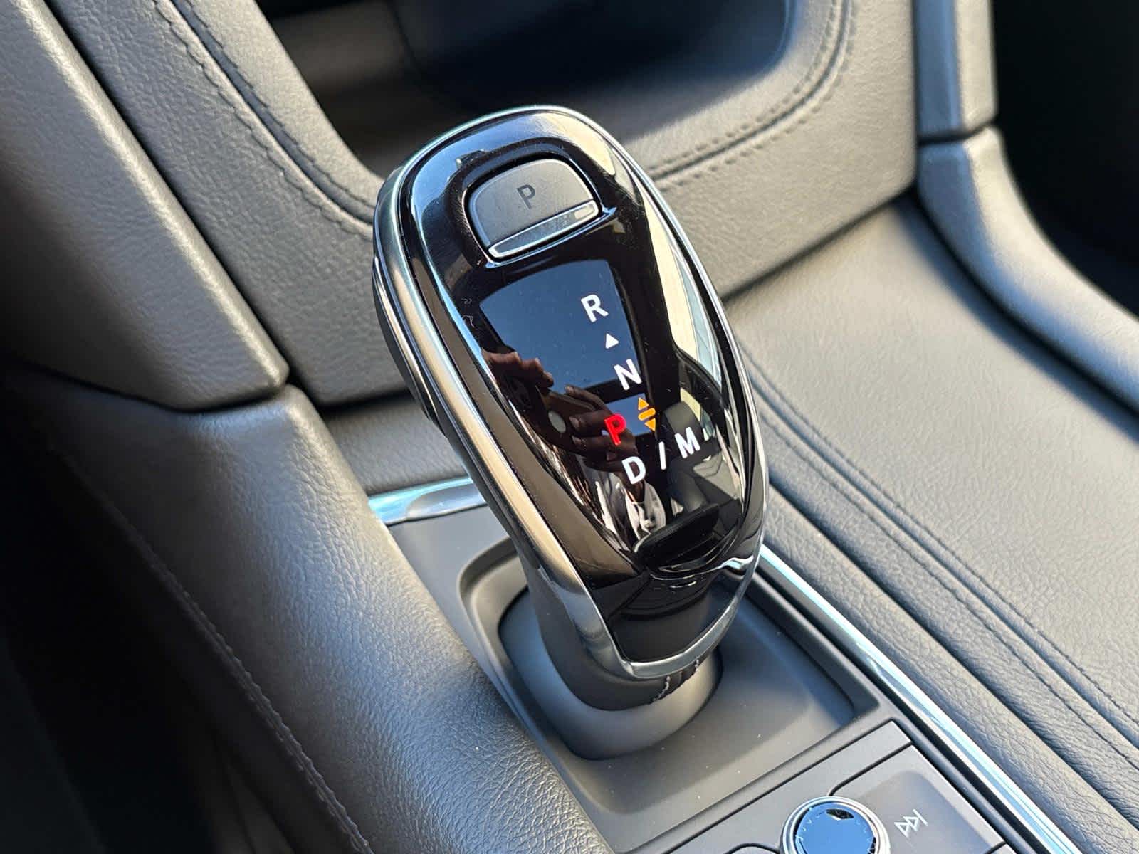 Vehicle image 17 of 55