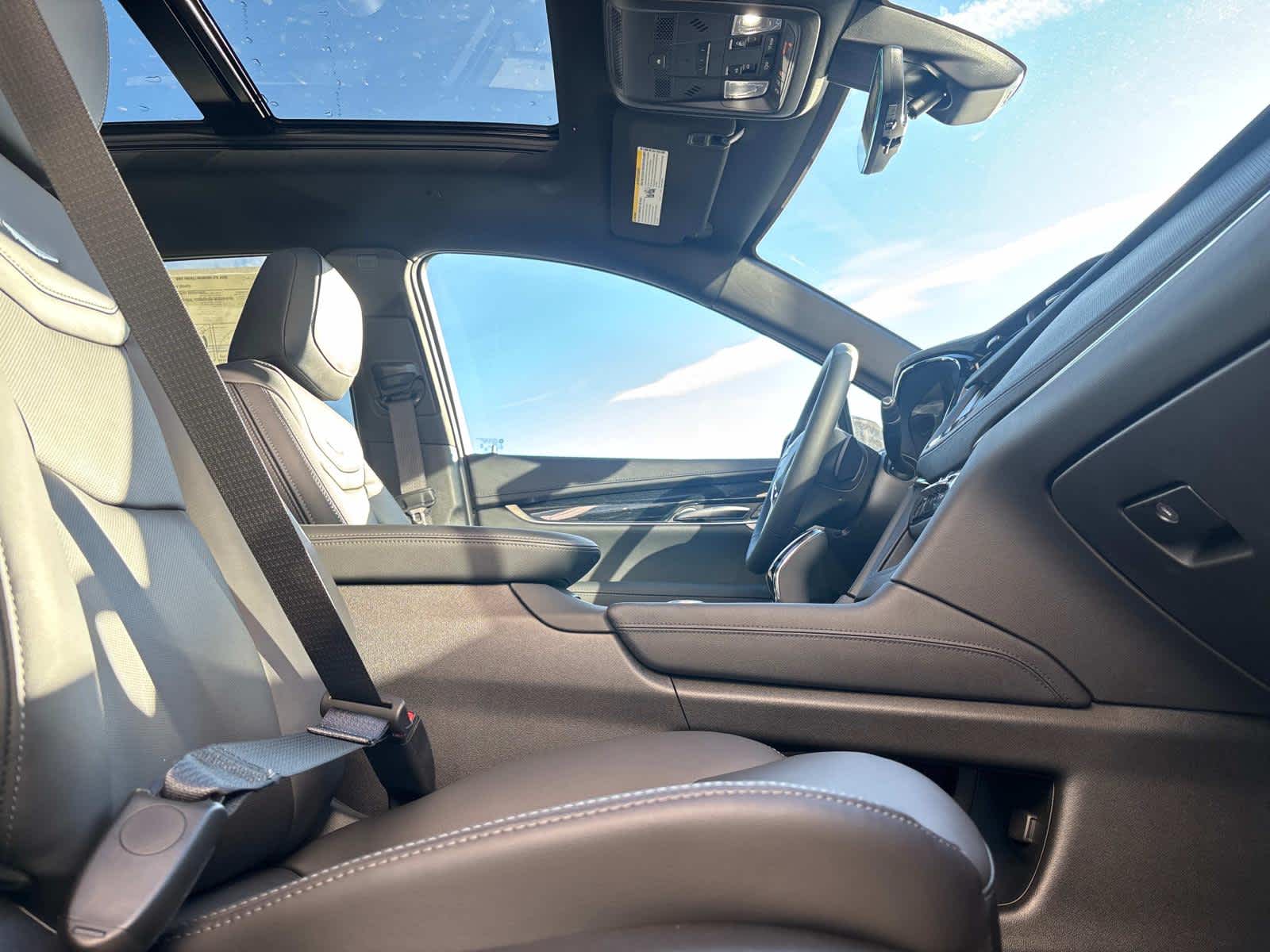 Vehicle image 46 of 55