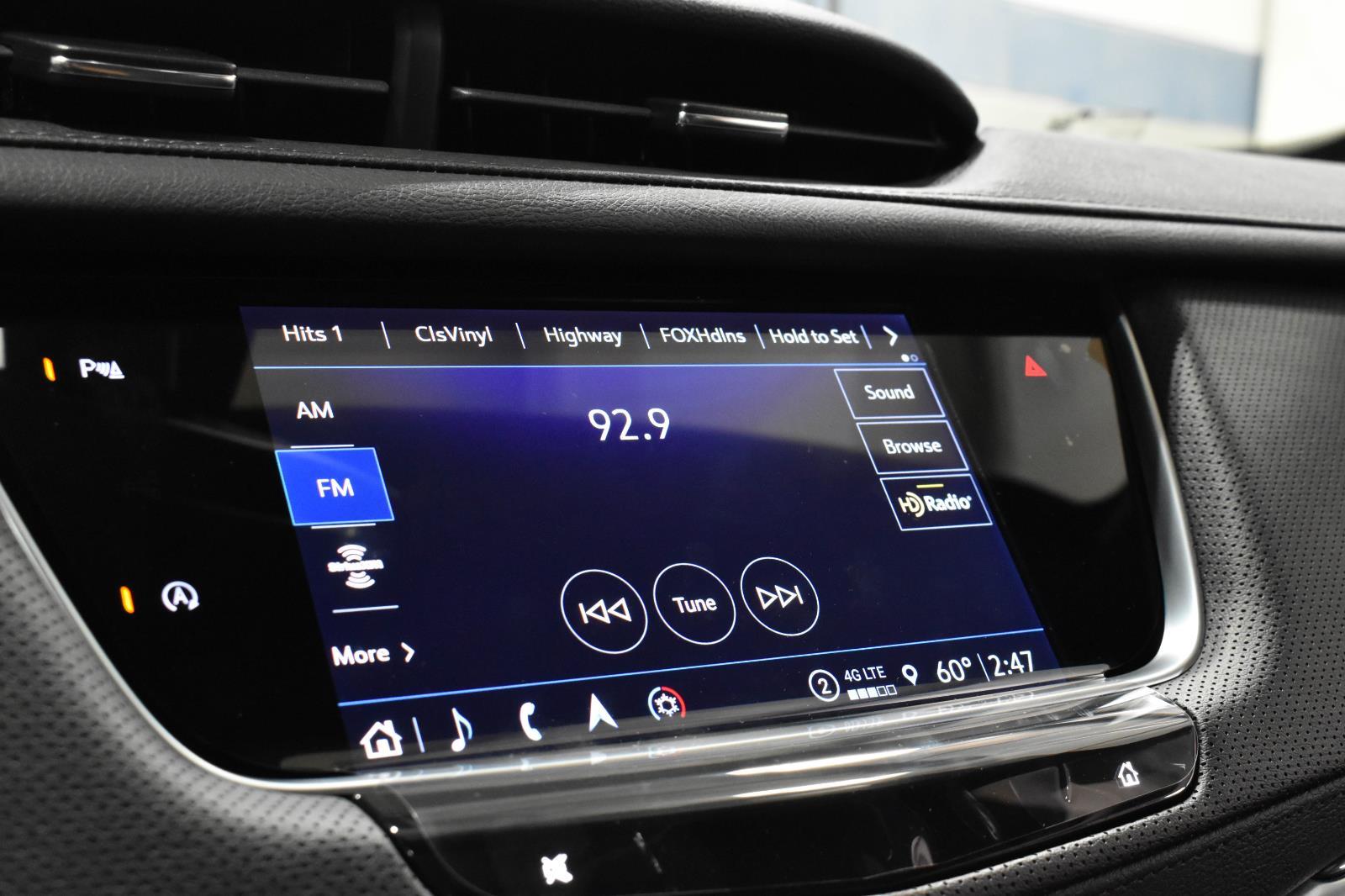 2025 Cadillac XT5 Premium Luxury Image 16 of 21