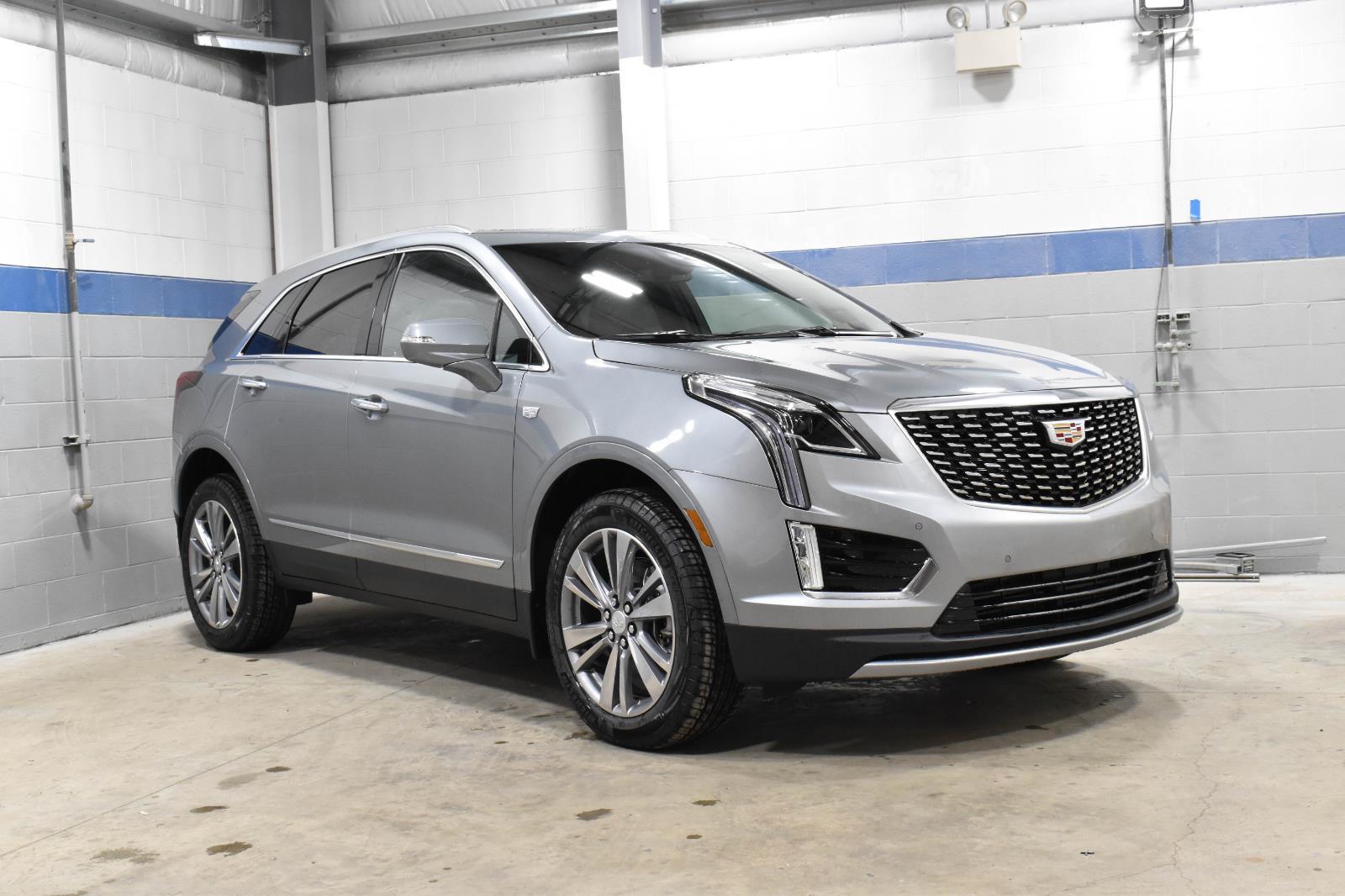2025 Cadillac XT5 Premium Luxury Image 3 of 21