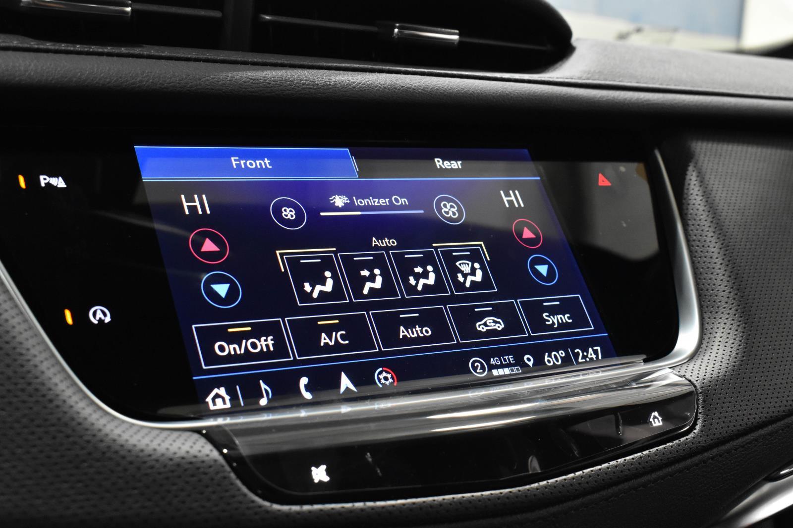 2025 Cadillac XT5 Premium Luxury Image 17 of 21