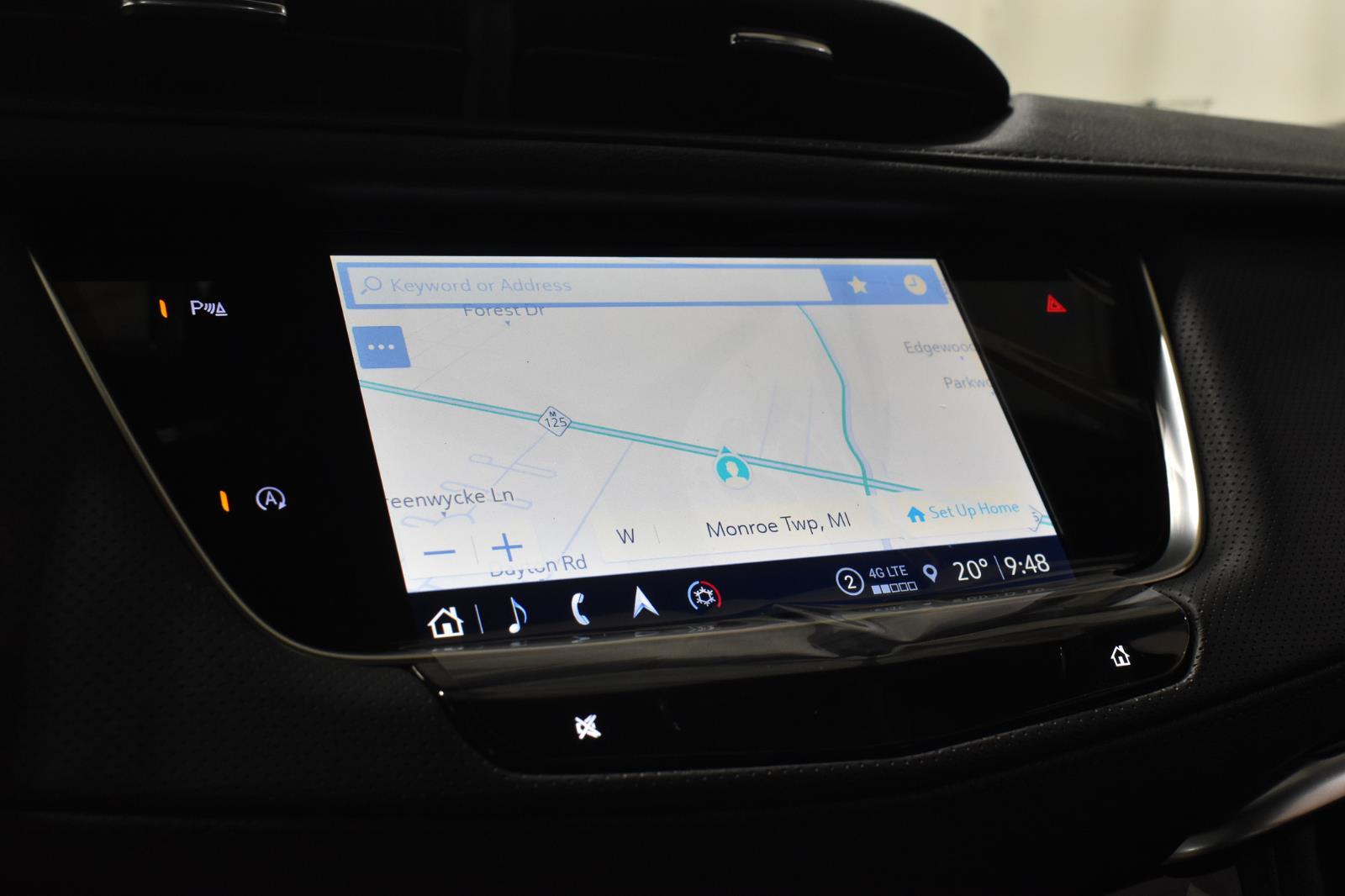 2025 Cadillac XT5 Premium Luxury Image 16 of 20