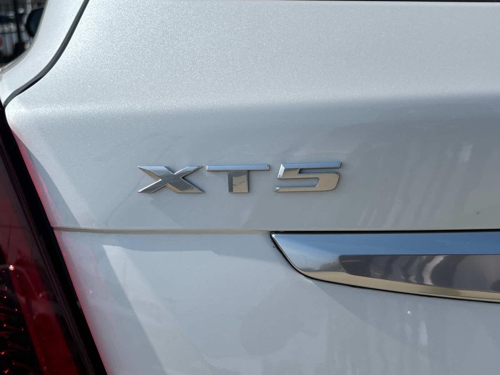 2025 Cadillac XT5 Premium Luxury Image 37 of 57