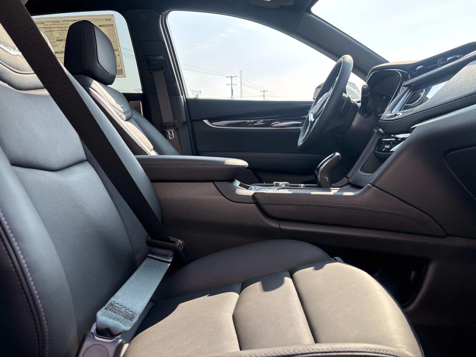 2025 Cadillac XT5 Premium Luxury Image 48 of 57
