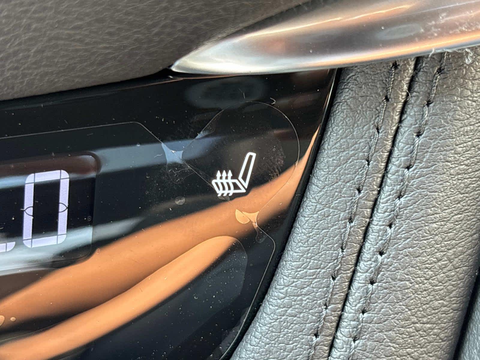 2025 Cadillac XT5 Premium Luxury Image 9 of 57