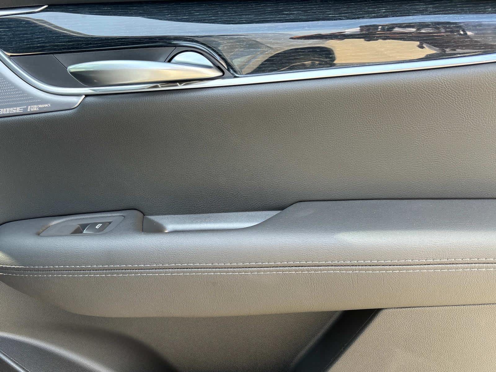 2025 Cadillac XT5 Premium Luxury Image 43 of 57