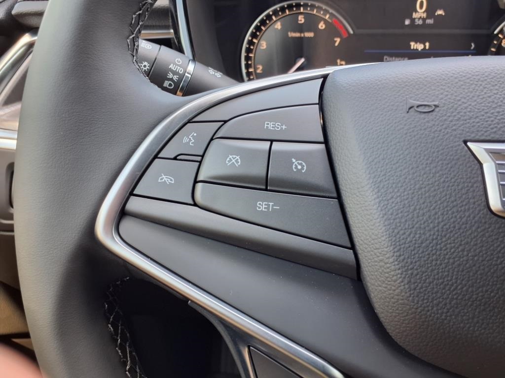 Vehicle image 11 of 15