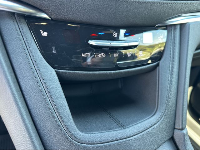 2025 Cadillac XT5 Luxury Image 34 of 37