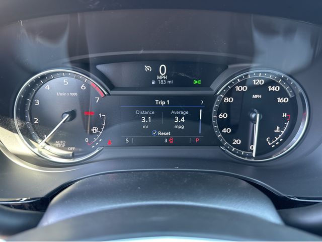 2025 Cadillac XT5 Luxury Image 17 of 37