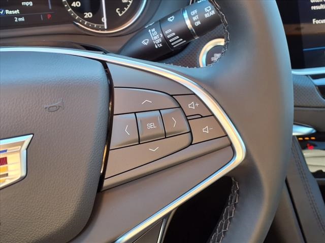 Vehicle image 11 of 15