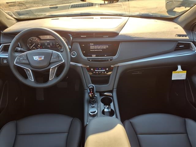 Vehicle image 5 of 15