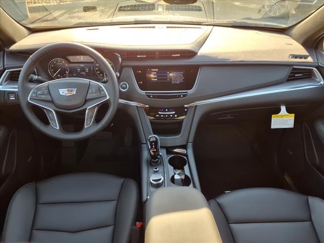 Vehicle image 5 of 15