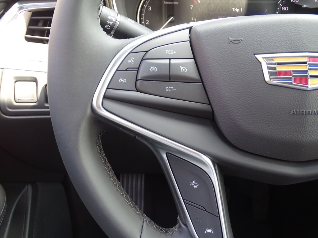 Vehicle image 26 of 39