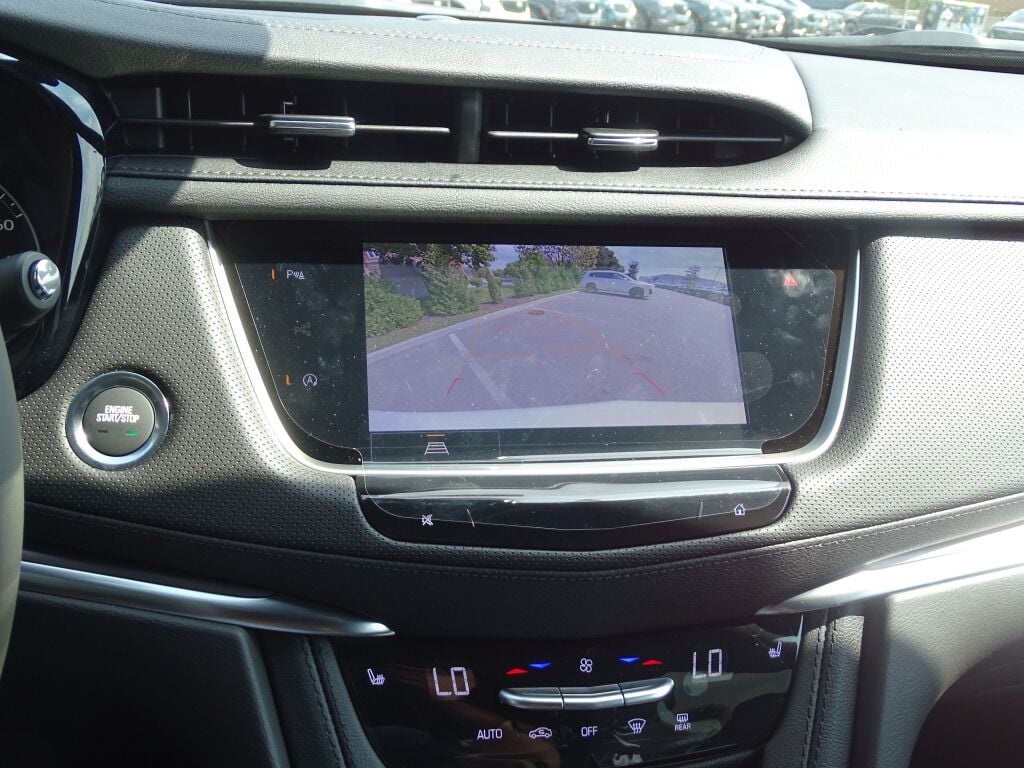 Vehicle image 28 of 39